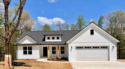 155 Ridgewood Rd, Cookeville, TN 38501
