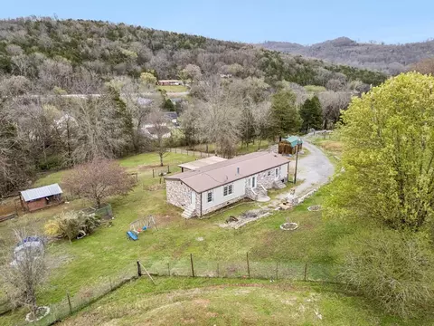 47 Riddleton Cr, Riddleton, TN 37151