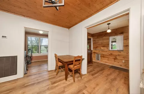 Dining - 7400 Franks Ferry Rd, Walling, TN 38587 photo 1 of 1