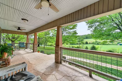Exterior - 7400 Franks Ferry Rd, Walling, TN 38587 photo 2 of 10