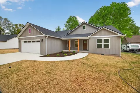 147 Ridgewood Rd, Cookeville, TN 38501