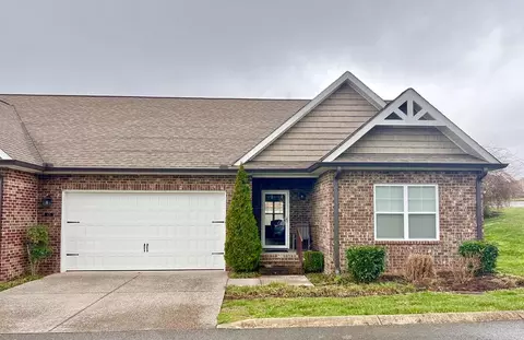 121 Hudgens Ct, Cookeville, TN 38501