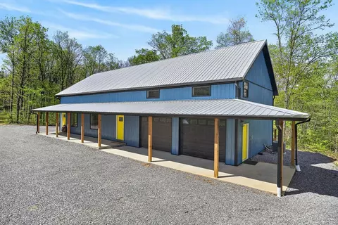 334 Honey Springs Rd, Crawford, TN 38554