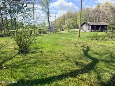 Exterior - 1243 Franklin Loop, Clarkrange, TN 38553 photo 4 of 5