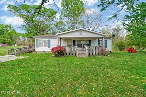 1243 Franklin Loop, Clarkrange, TN 38553