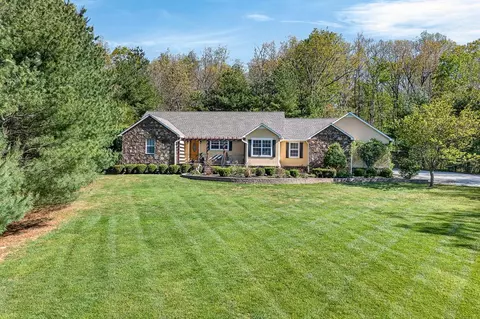 41 Tower Pl, Monterey, TN 38574