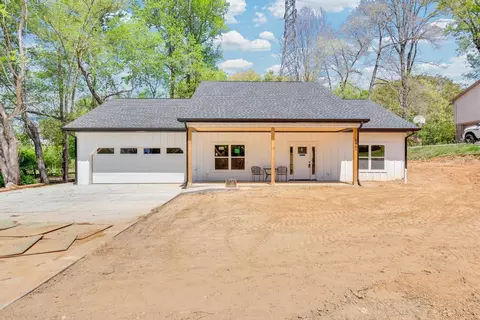 1065 Tanglewood Dr, Cookeville, TN 38501