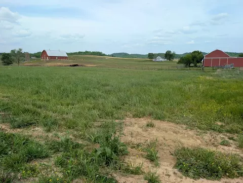 11 Rivertown Rd, Burkesville, KY 42717