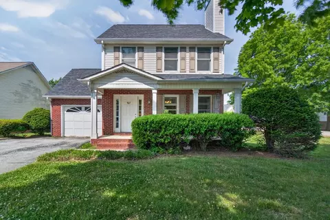 927 Nottingham Dr, Cookeville, TN 38506