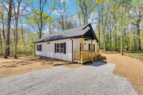 2010 Alapattah, Crossville, TN 38572