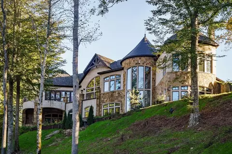 1050 Pine Creek Falls Rd, Smithville, TN 37166