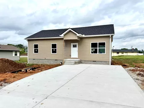 22 Garrett Ave, Cookeville, TN 38501
