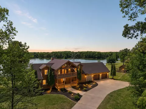 2442 Long Branch Rd, Spencer, TN 38585