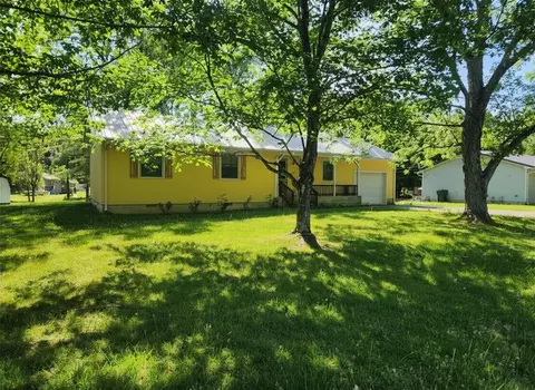 1165 Meadow Rd, Cookeville, TN 38501