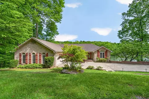 253 Dublin Ln, Crossville, TN 38558