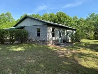 465 Old Eagle Creek Rd, Smithville, TN 37166
