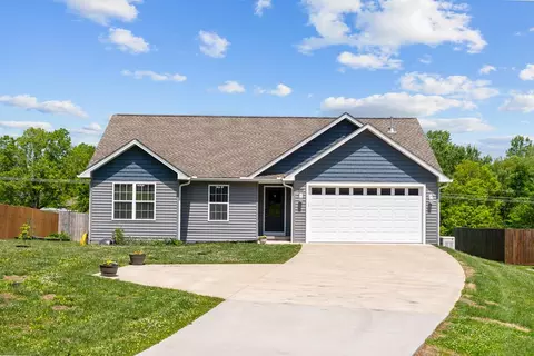 359 Dayton Ave, Crossville, TN 38555