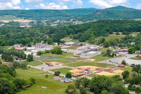 00 Hill Top Ln, Livingston, TN 38570