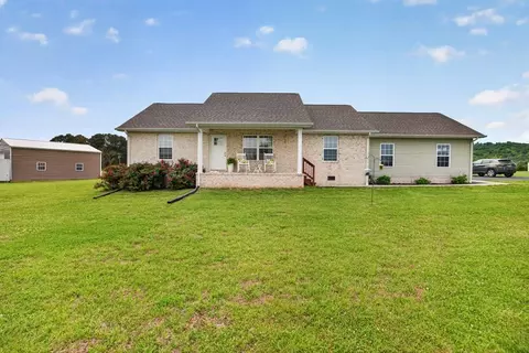 849 Charles Golden Rd, Sparta, TN 38583