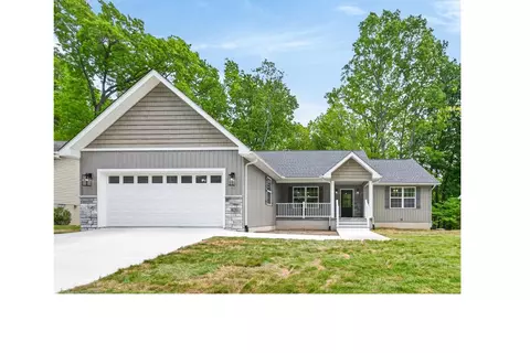 113 Highgate Dr, Crossville, TN 38558