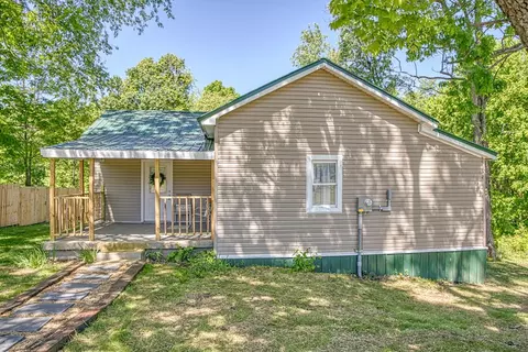 108 Twinton Park Rd, Crawford, TN 38554