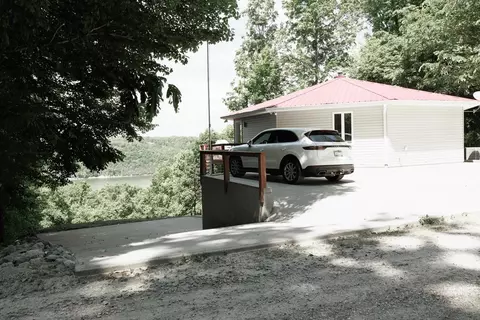 1063 Dale Hollow Estates Rd, Monroe, TN 38573