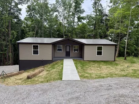 484 Spencer Dr, Spencer, TN 38585