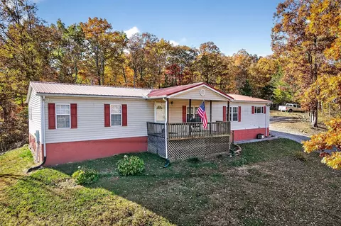 7578 E Fork Ln, Crawford, TN 38554