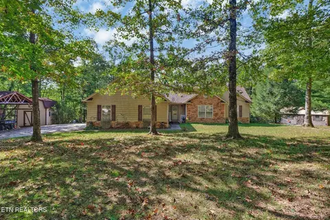 224 Victoria Cir, Jamestown, TN 38556