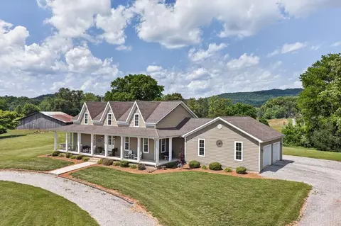 1444 Cherry Creek Rd, Sparta, TN 38583