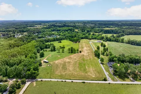 6310 Thomas Twin Oak Rd, Baxter, TN 38544 photo 1