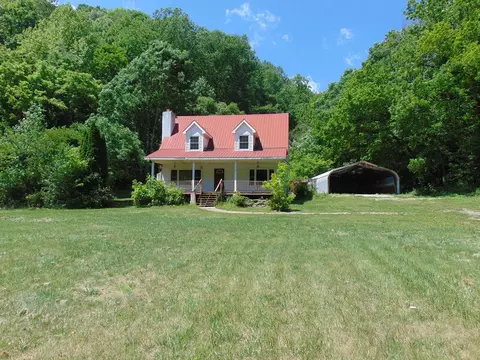 2340 Dry Creek Rd, Moss, TN 38575