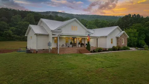 6866 Daus Mountain Rd, Whitwell, TN 37397