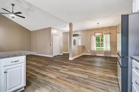 Entry Way - 809 Buffalo Trl, Clarkrange, TN 38553 photo 4 of 6