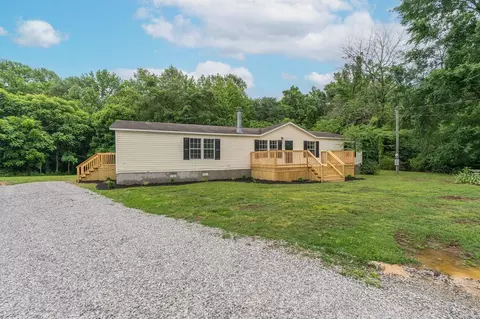 208 Rhoads Ln, Hillsboro, TN 37342