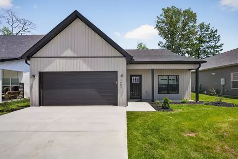 1605 Daly Dr, Cookeville, TN 38501