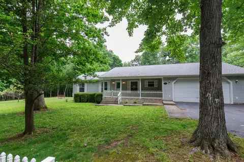 501 Bluff View Dr, Spencer, TN 38585