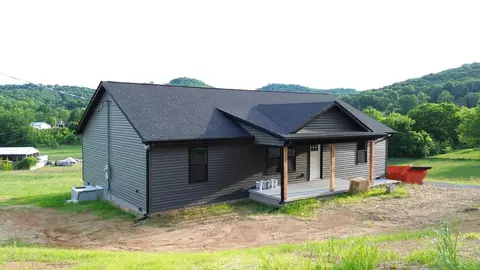 23 Wilkerson Hollow Ln, Brush Creek, TN 38547