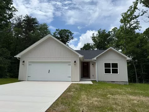 17430 E Meadow Creek Rd, Monterey, TN 38574