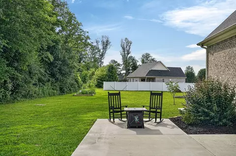 Exterior - 4358 Vervilla Rd, Morrison, TN 37357 photo 4 of 11