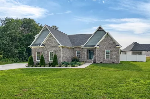 Exterior - 4358 Vervilla Rd, Morrison, TN 37357 photo 2 of 11