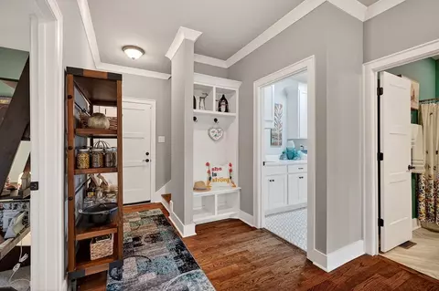 Entry Way - 4358 Vervilla Rd, Morrison, TN 37357 photo 4 of 4