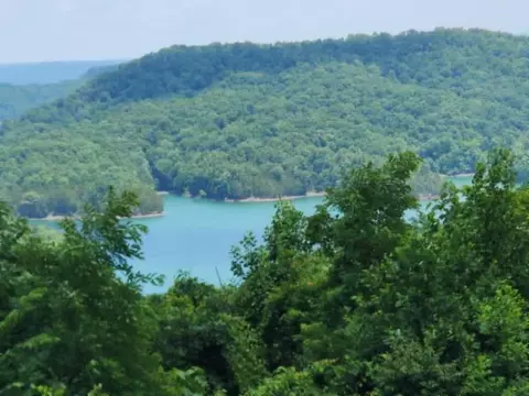 lot27 C East Rockfish Rd, Hilham, TN 38568