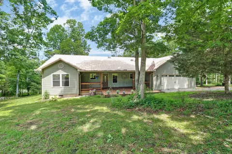 68 Boone Dock Rd, Jamestown, TN 38556