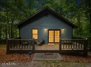 1518 Perimeter Dr, Jamestown, TN 38556