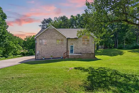 163 Big Springs Cir, Cookeville, TN 38501