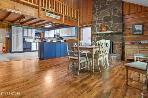 Dining - 1036 Dye Rd, Clarkrange, TN 38553 photo 1 of 2