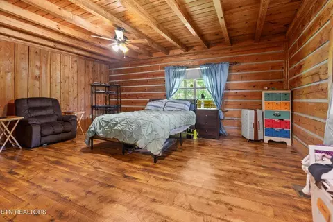 Bedroom - 1036 Dye Rd, Clarkrange, TN 38553 photo 2 of 11
