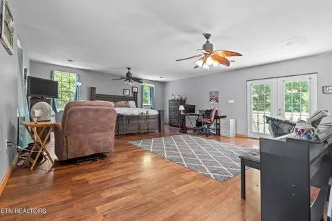 Bedroom - 1036 Dye Rd, Clarkrange, TN 38553 photo 5 of 11