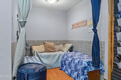 Bedroom - 1036 Dye Rd, Clarkrange, TN 38553 photo 8 of 11